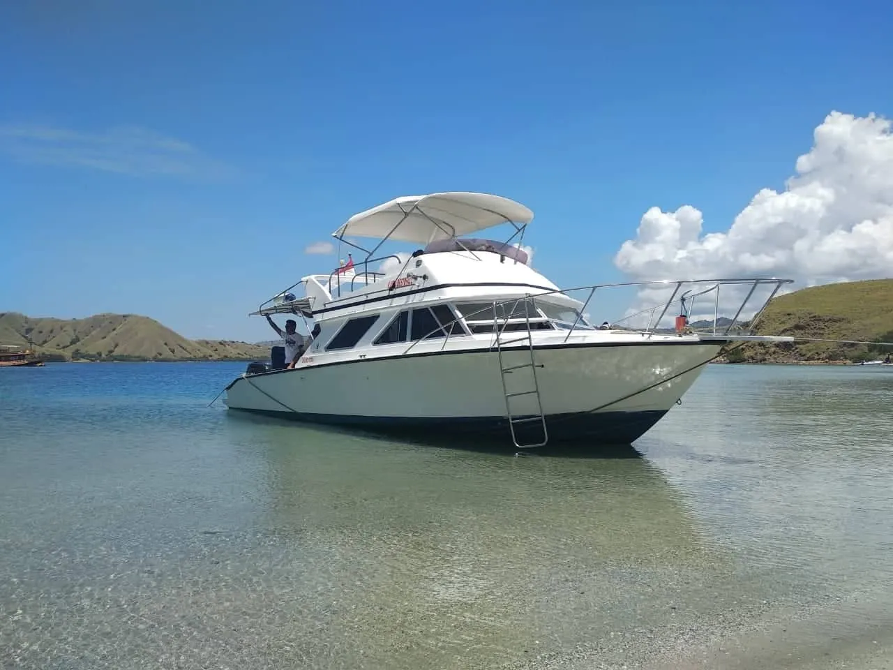 Bintang Komodo Tours
