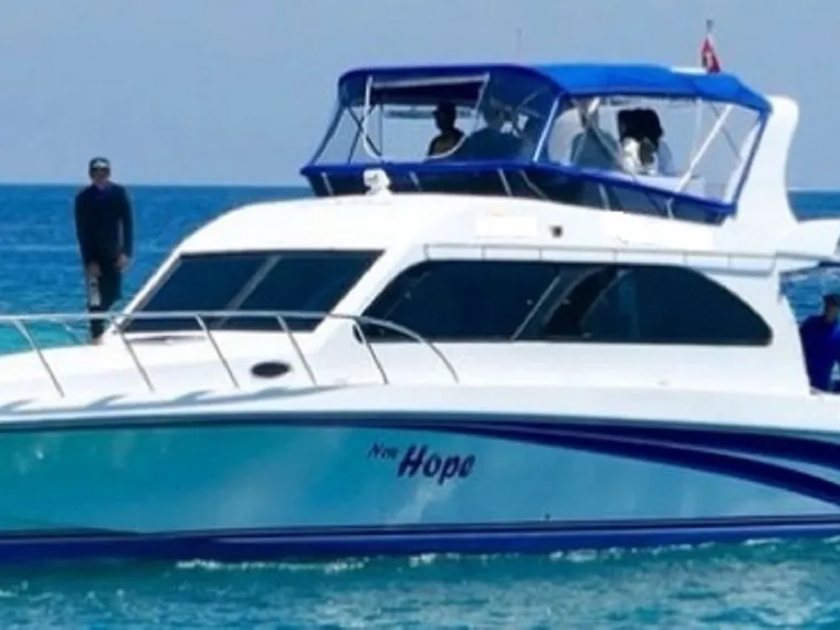 Flores Fantastic Tours