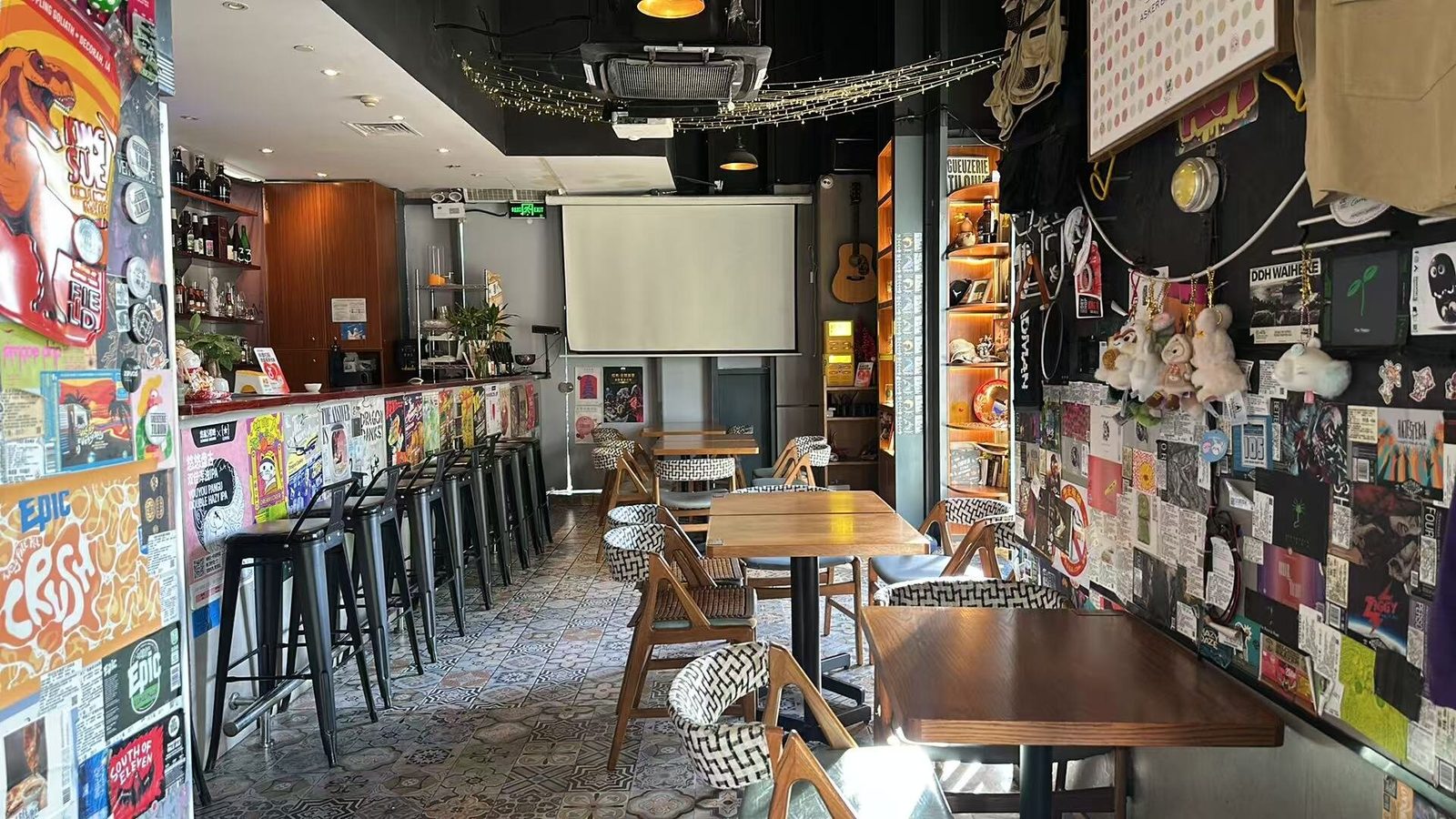 ASK Craft Beer Taproom