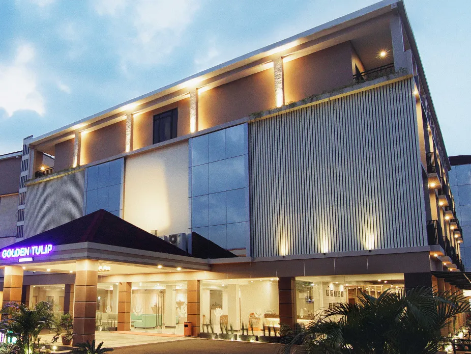 Golden Tulip Belitung