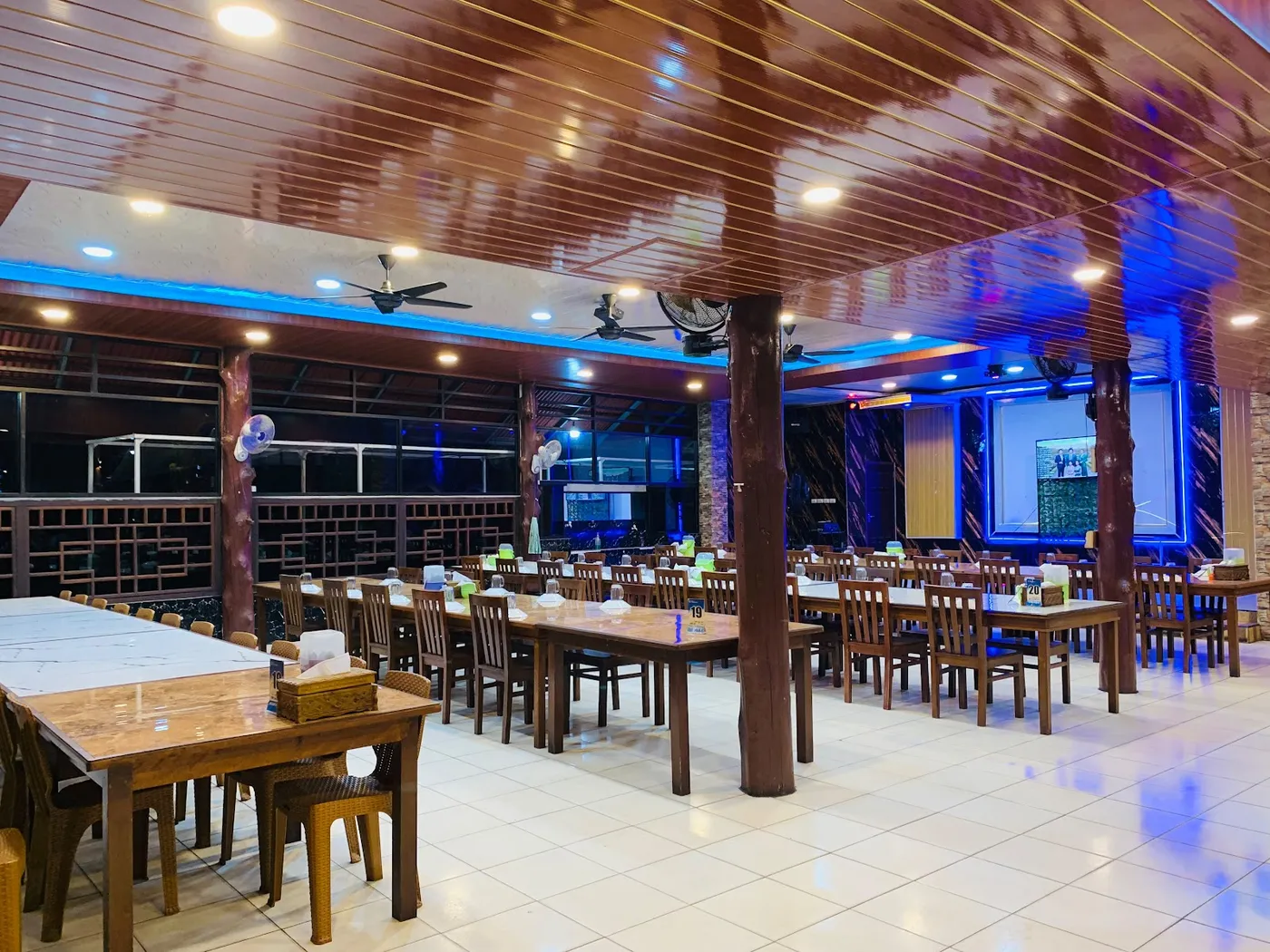 RM Nelayan Seafood Belitong