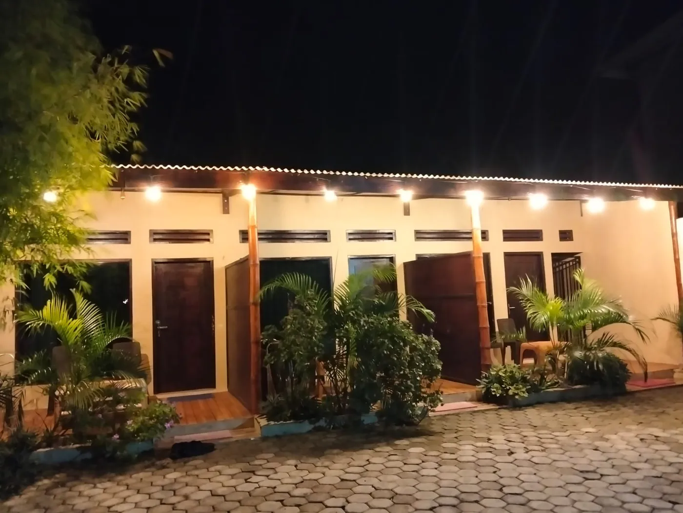 Bale Inn Ekas