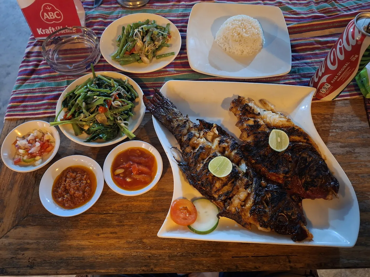 Fish Bones Warung