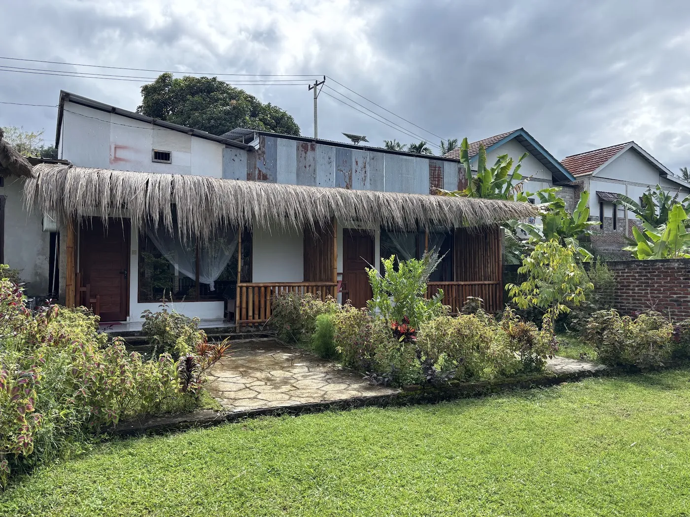 Senaru Gateway Homestay & Resto