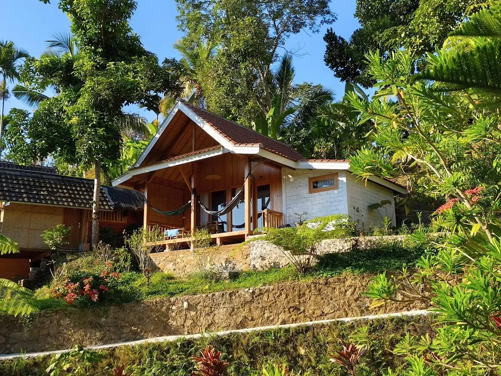 The Alam Bungalow & Restaurant