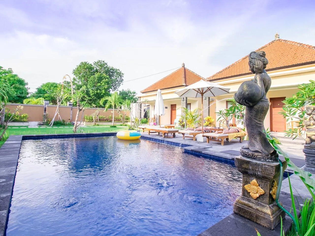 Kutuh Manak Guest House